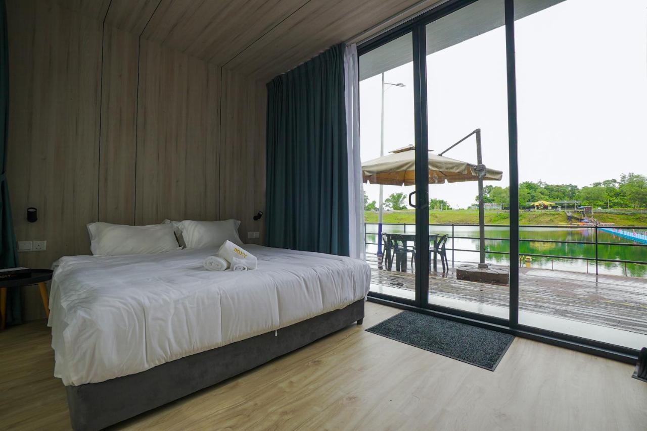 Roxy Tasik Biru Resort City Bau Dış mekan fotoğraf