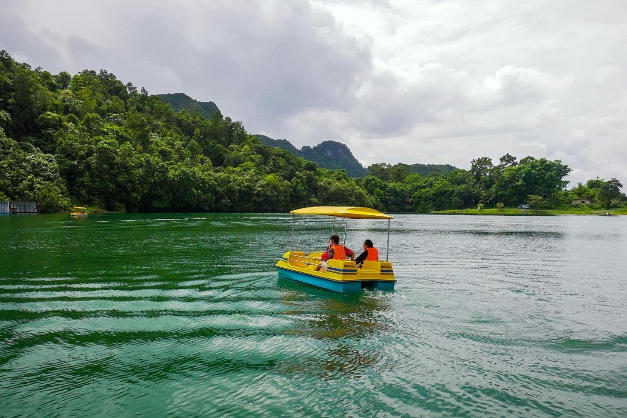 Roxy Tasik Biru Resort City Bau Dış mekan fotoğraf