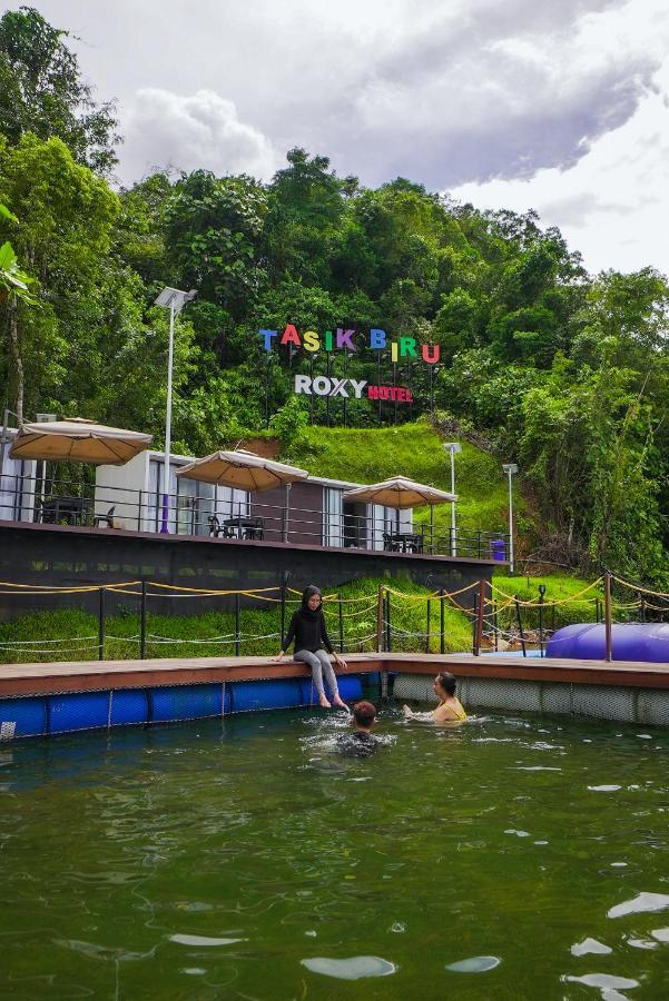 Roxy Tasik Biru Resort City Bau Dış mekan fotoğraf