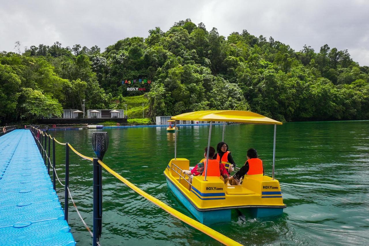 Roxy Tasik Biru Resort City Bau Dış mekan fotoğraf