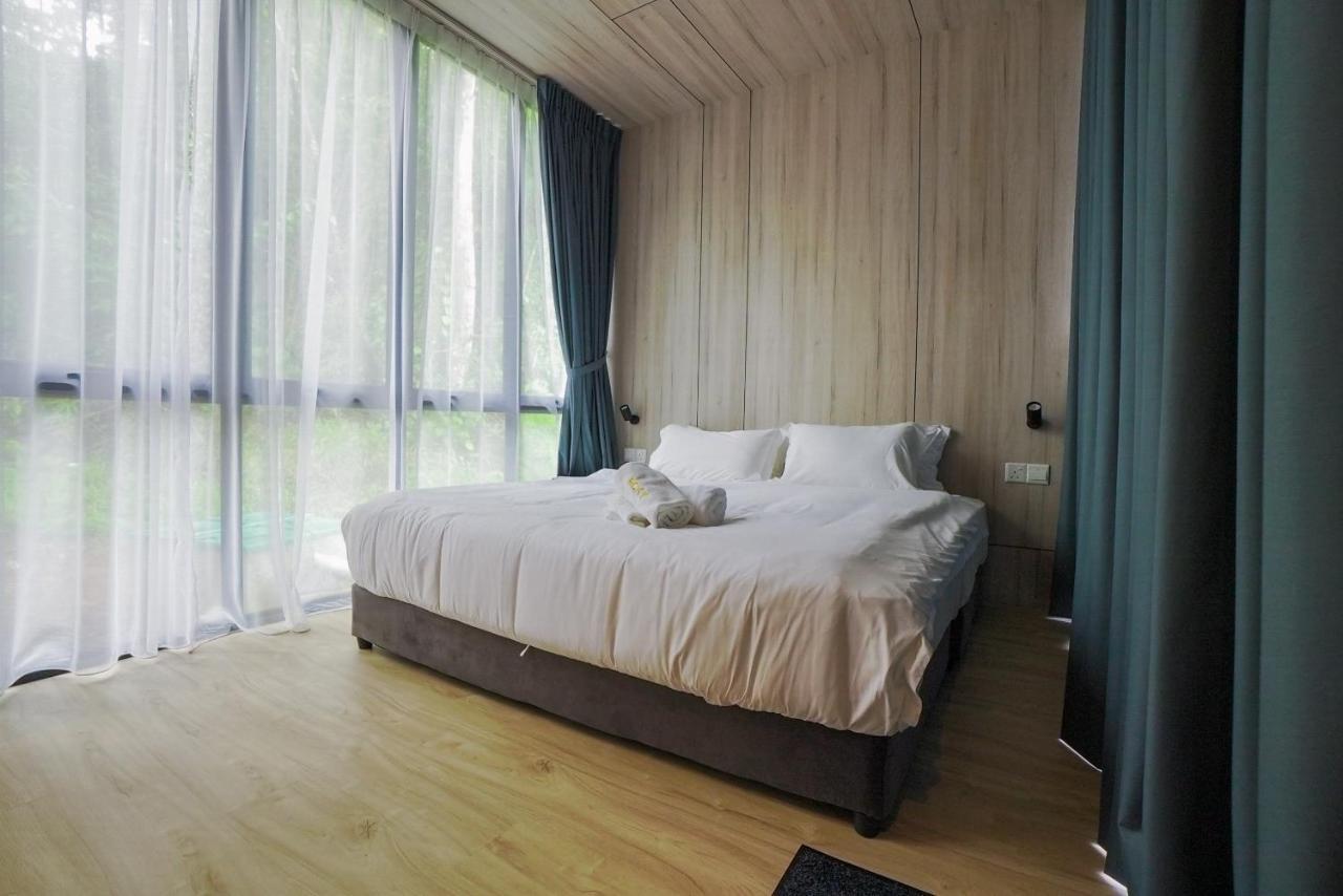 Roxy Tasik Biru Resort City Bau Dış mekan fotoğraf