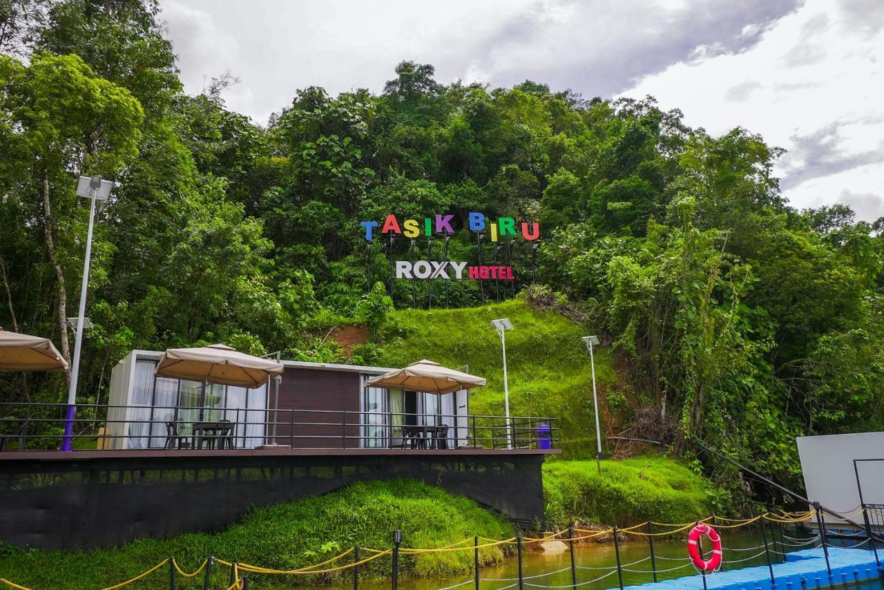 Roxy Tasik Biru Resort City Bau Dış mekan fotoğraf